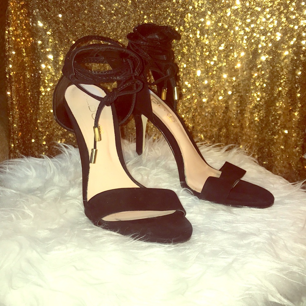 Black heeled sandal (Lightly worn once) - Picture 1 of 2
